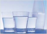 Gutes Leitungswasser - gefiltert, ist die beste Zufuhr von Flüssigkeit.